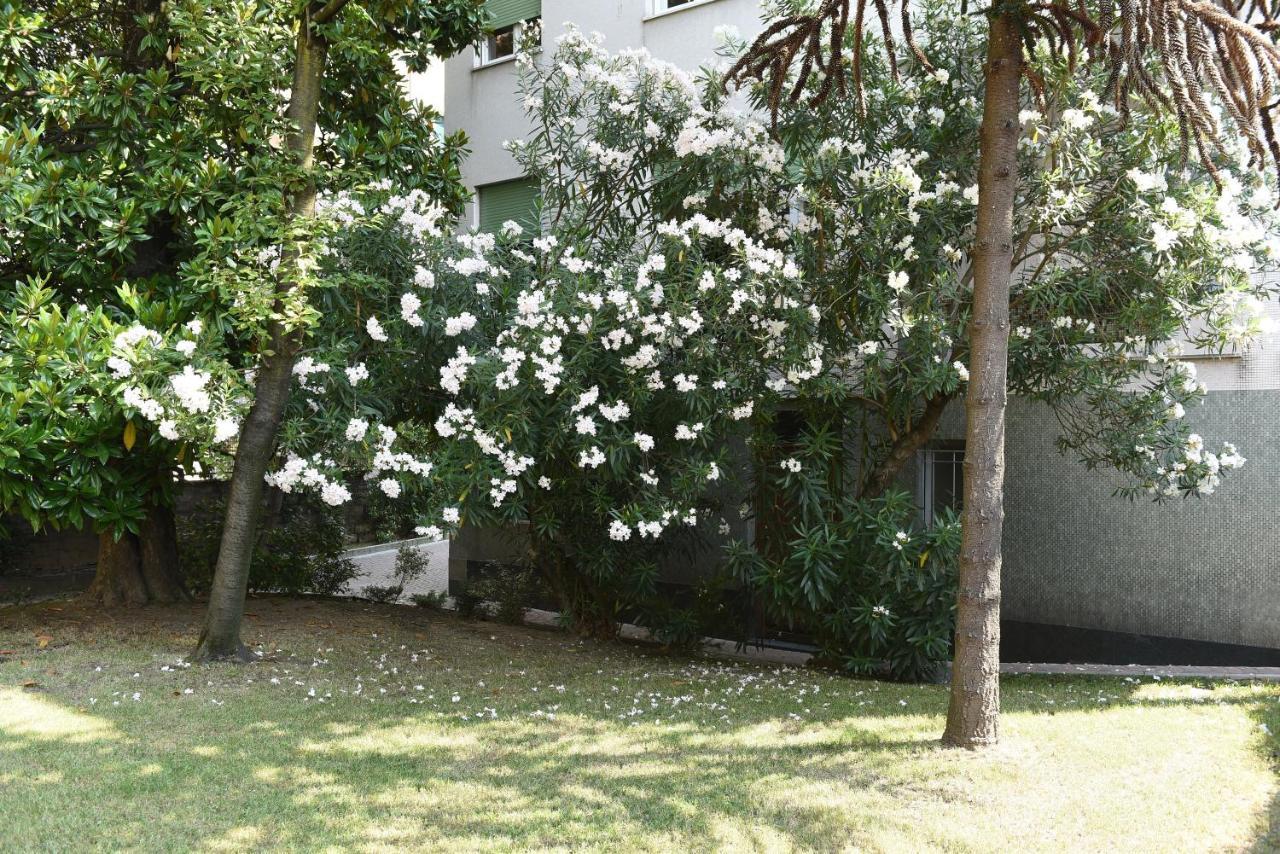 Le Rondinelle Apartment โกโม ภายนอก รูปภาพ