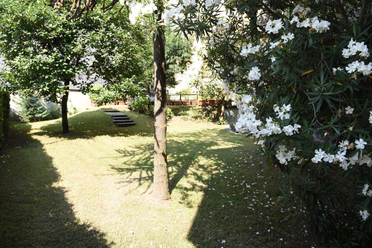 Le Rondinelle Apartment โกโม ภายนอก รูปภาพ