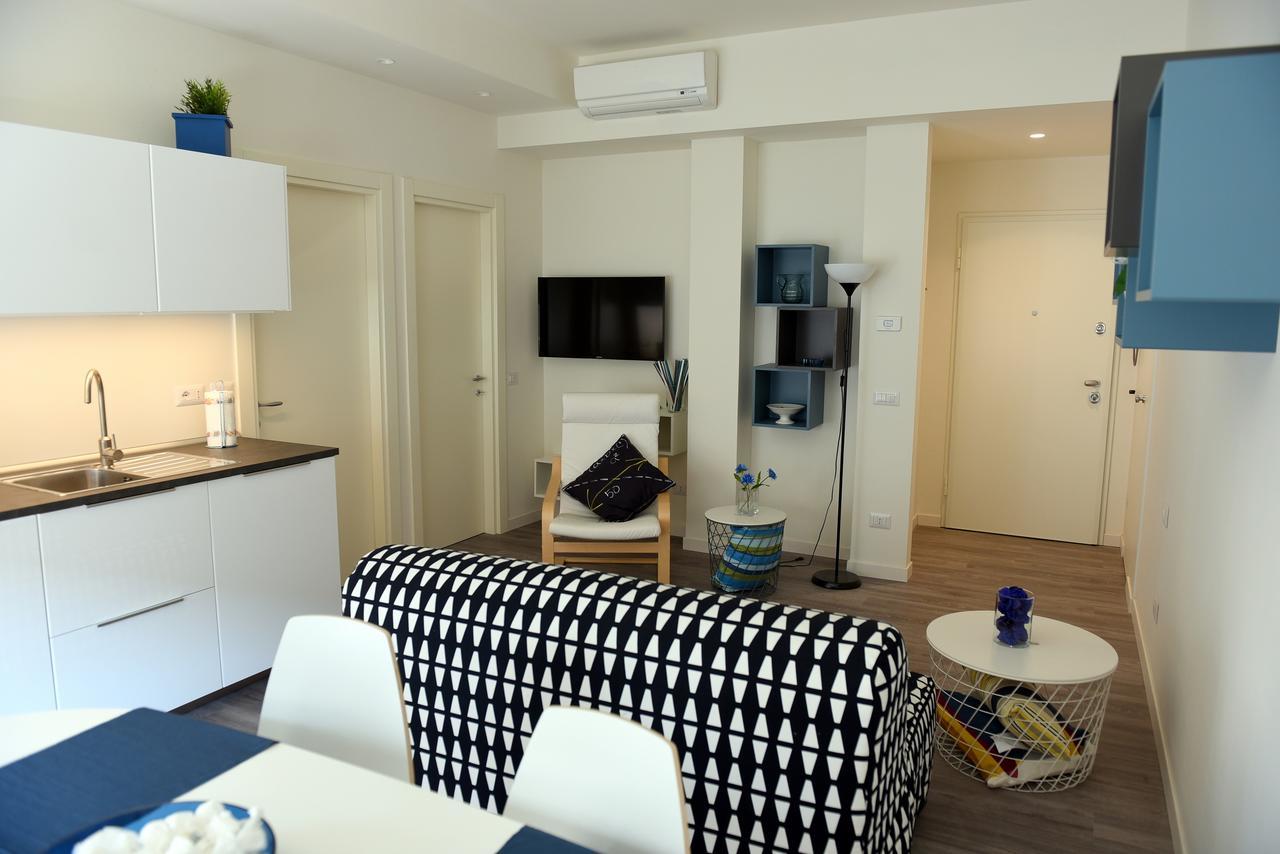 Le Rondinelle Apartment โกโม ภายนอก รูปภาพ